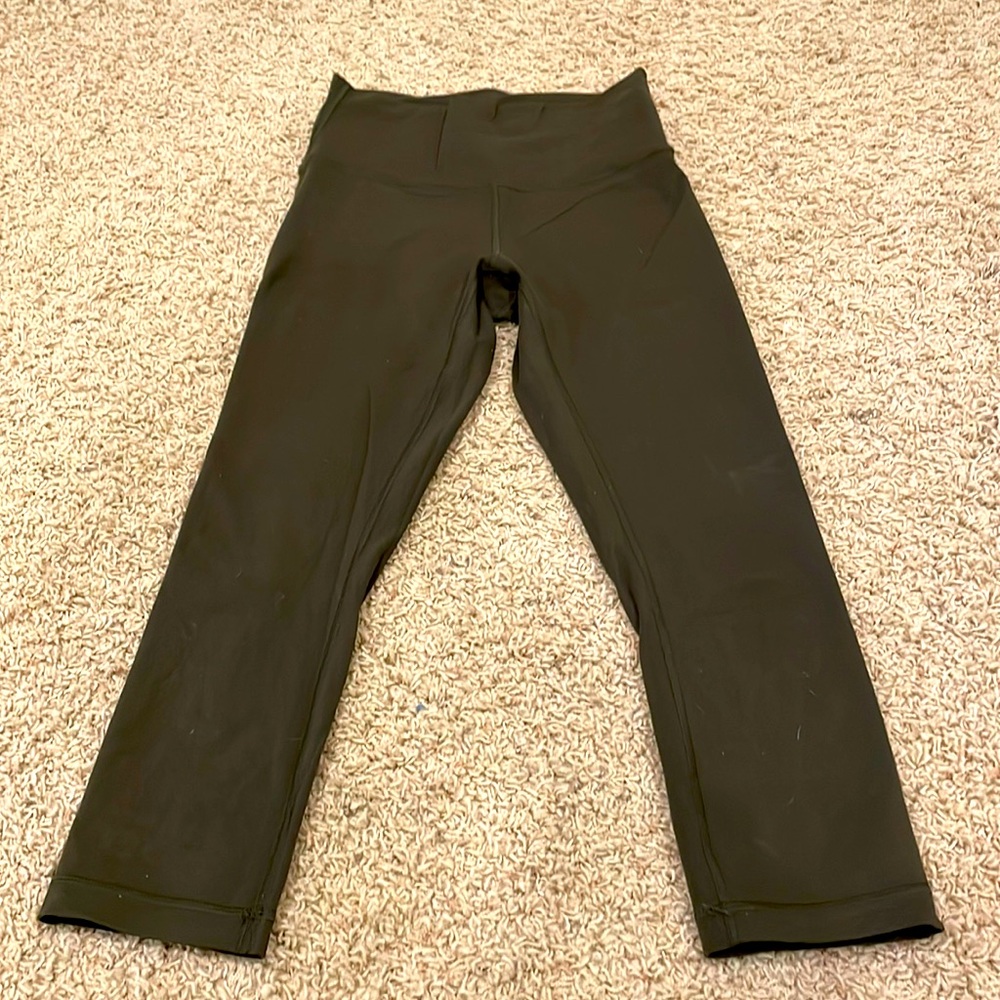 Lululemon - Wunder Under Crop (HI-RISE) - Full-On Luon 21 inches